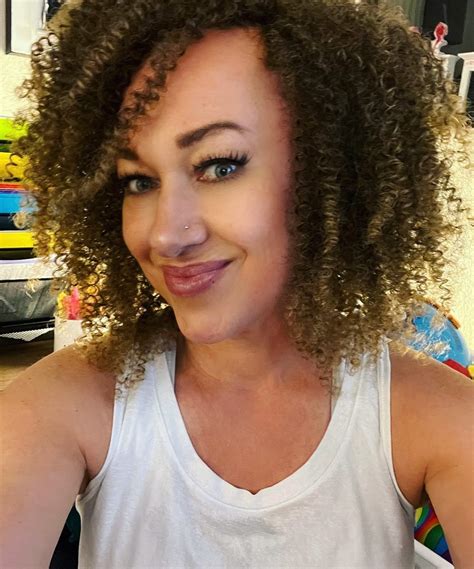 rachel dolezal pussy|Twitter Horrified After Rachel Dolezals NSFW OnlyFans Pictures。